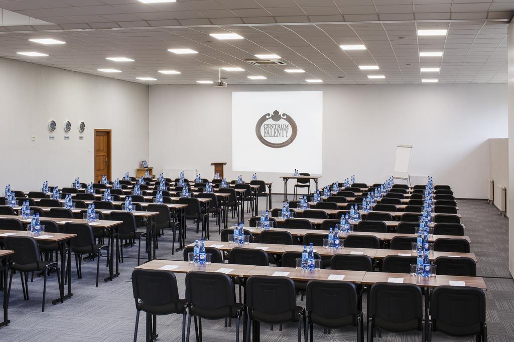 Falenty Biznes I Wypoczynek Raszyn Exterior photo