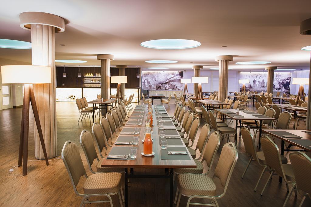 Falenty Biznes I Wypoczynek Raszyn Exterior photo